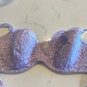 Lacy b.tempt’d by Wacoal bra, 34D
